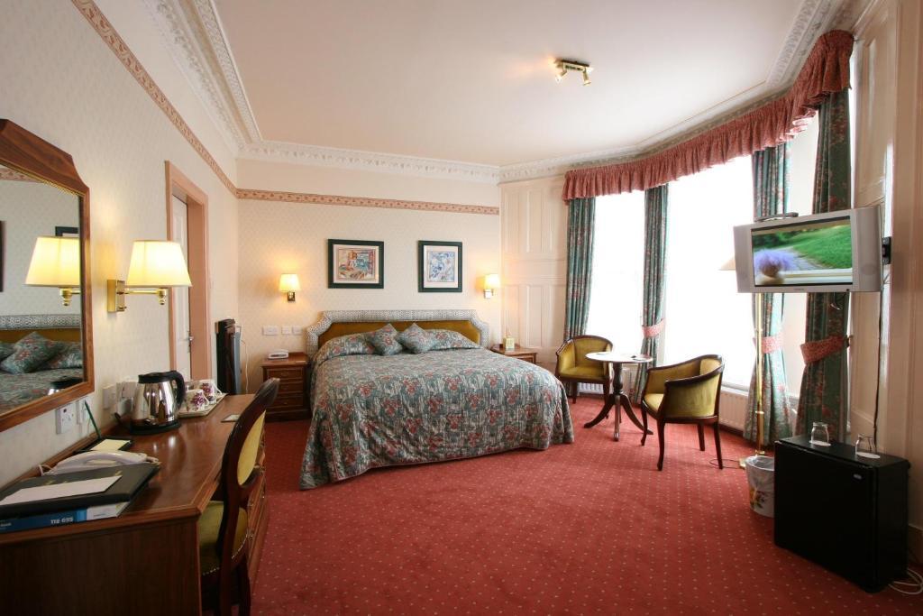 Welbeck Hotel & Apartments Douglas Room photo